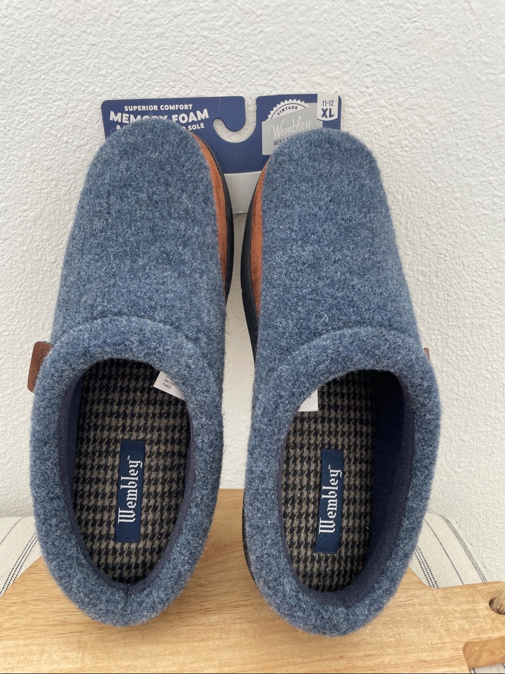 SALE! 50% Off Wembley Men's Navy Memory Foam Slip-On Slippers Size XL 11-12